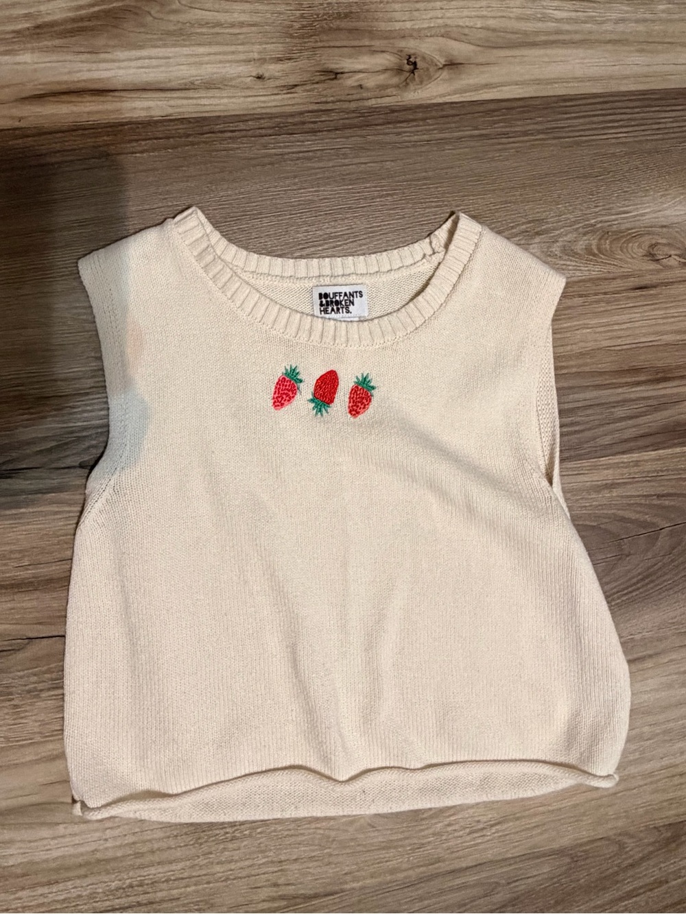 Strawberry Knit Tank Top - Neutral Cream